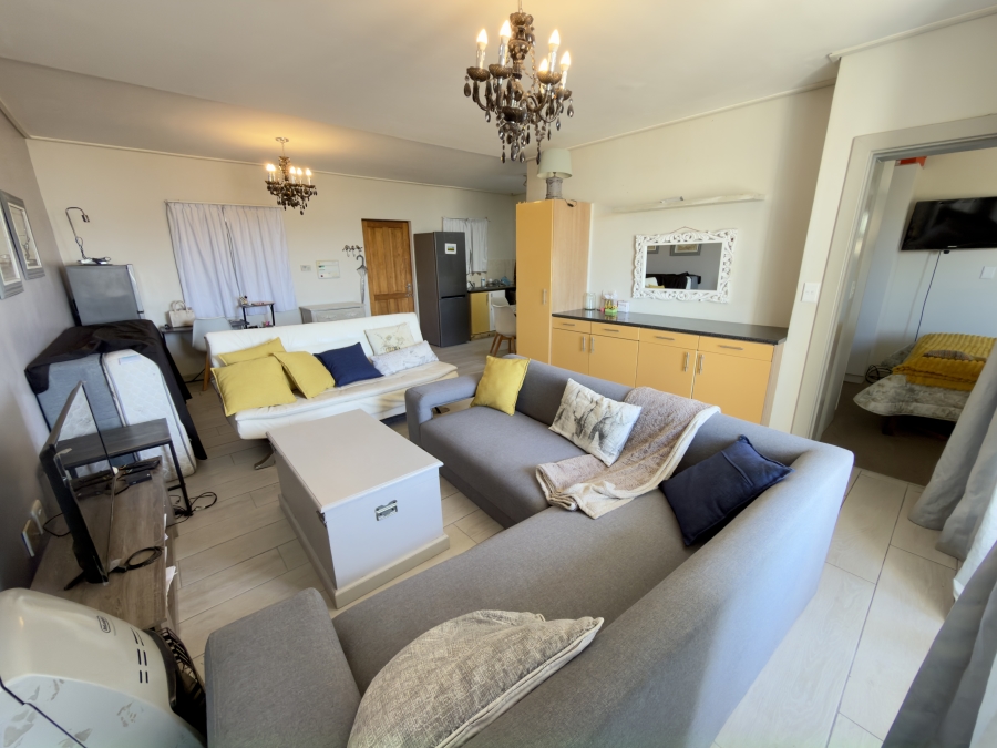 1 Bedroom Property for Sale in Royal Ascot Western Cape